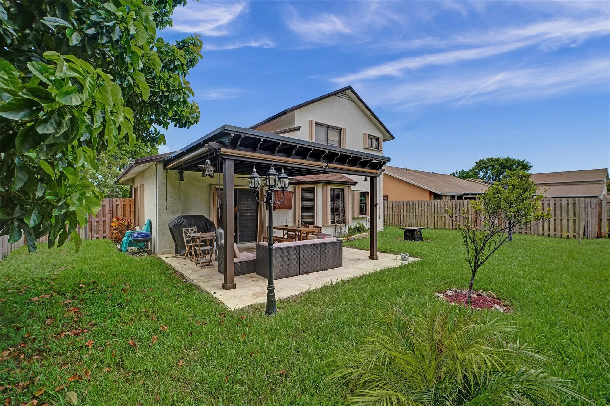 3253 NW 104 AVE