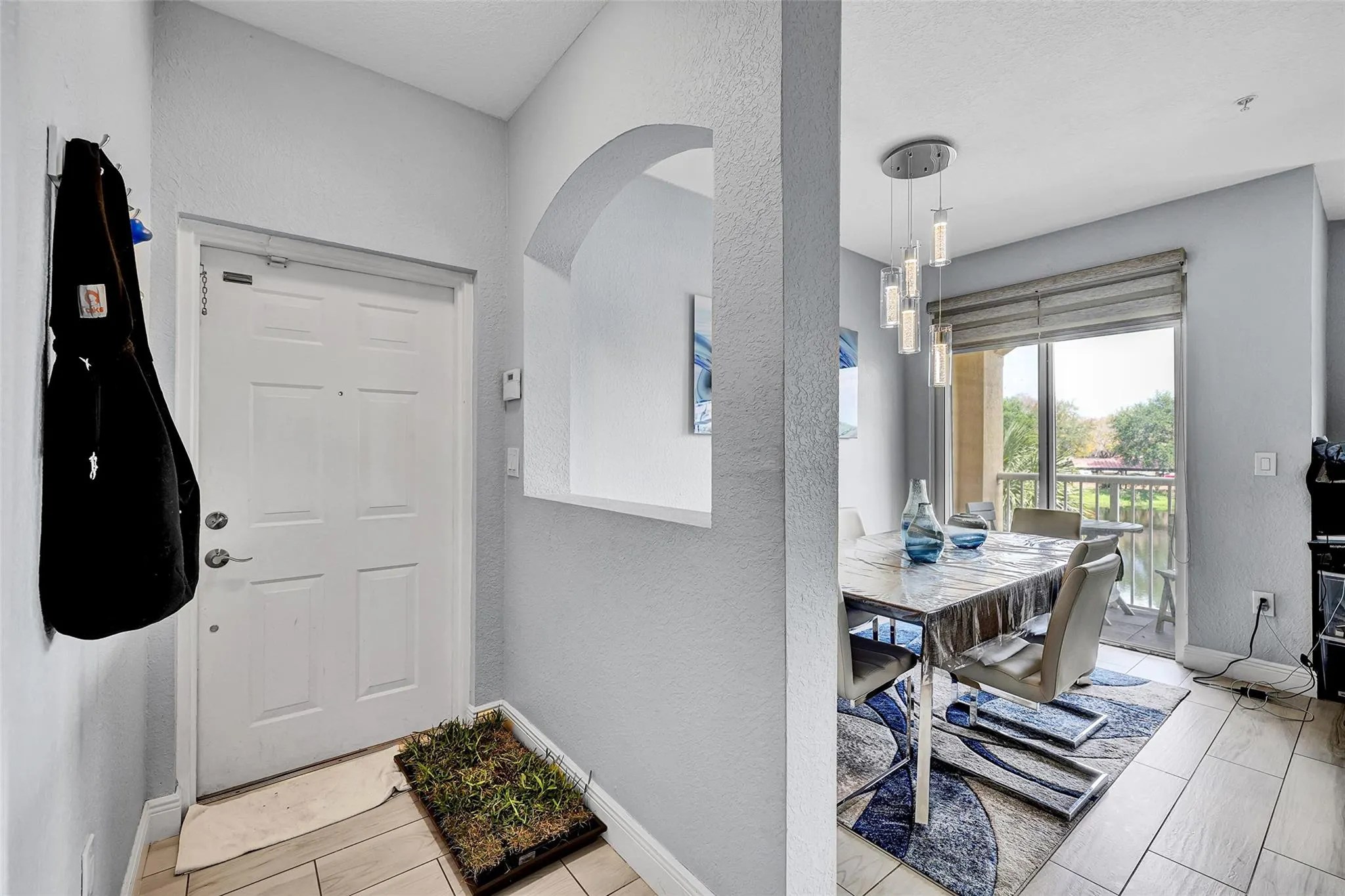 150 Jacaranda Country Club Dr, #200