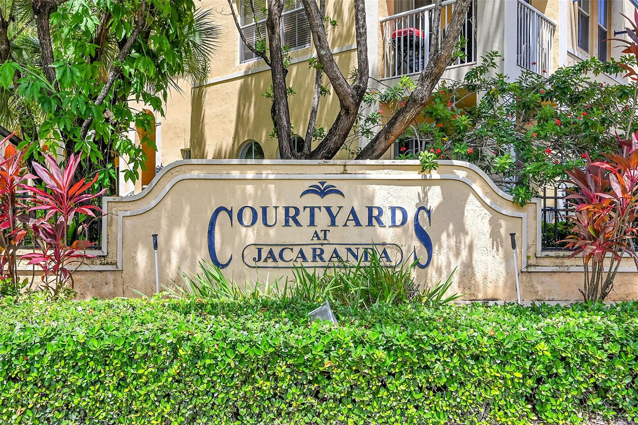 150 Jacaranda Country Club Dr, #200