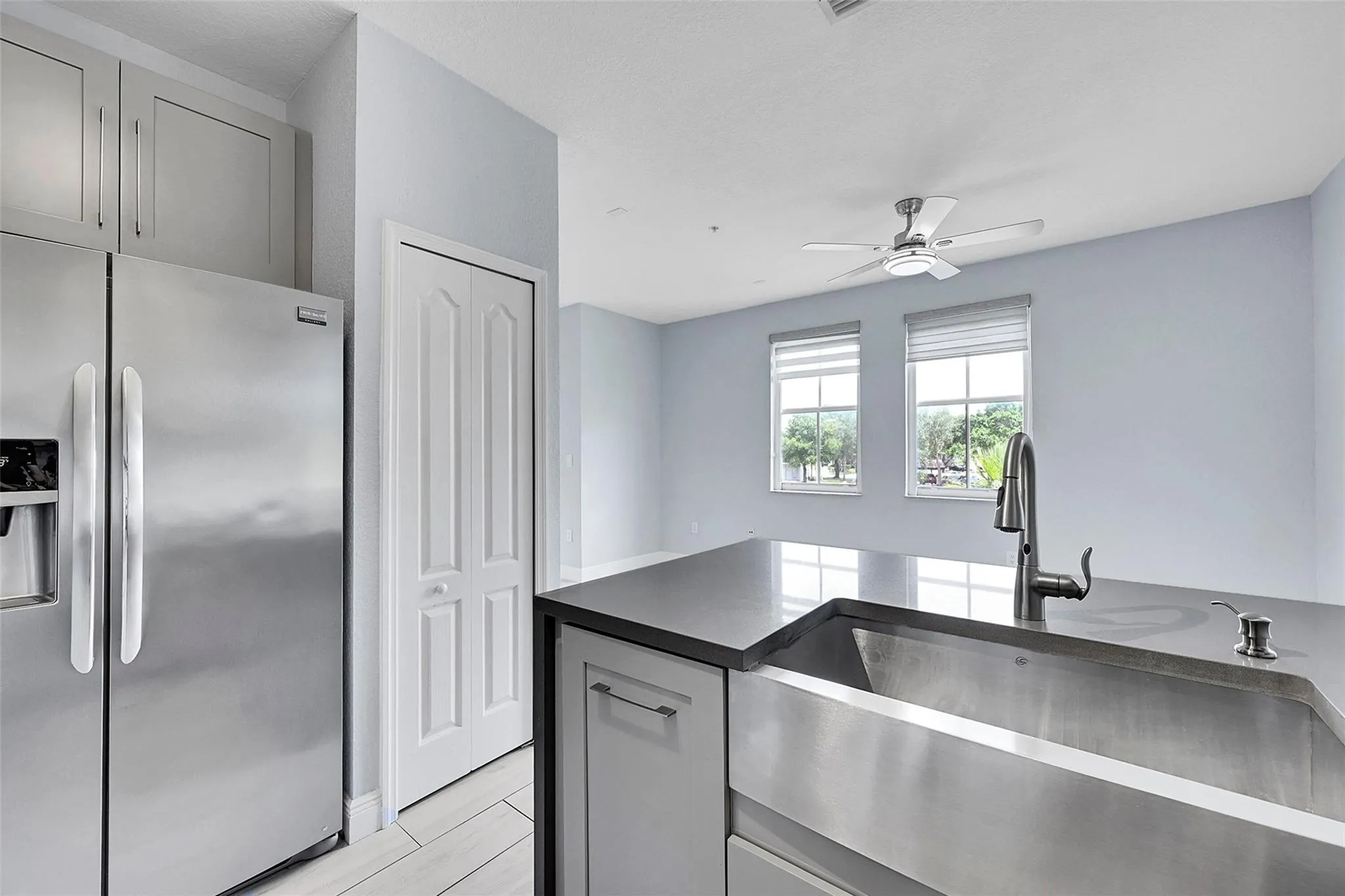 150 Jacaranda Country Club Dr, #200