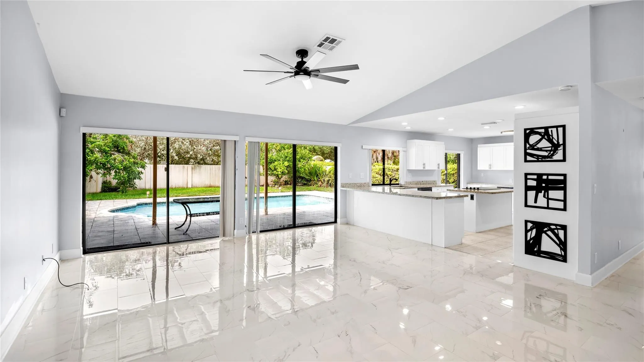 11020 NW 8th Ct
