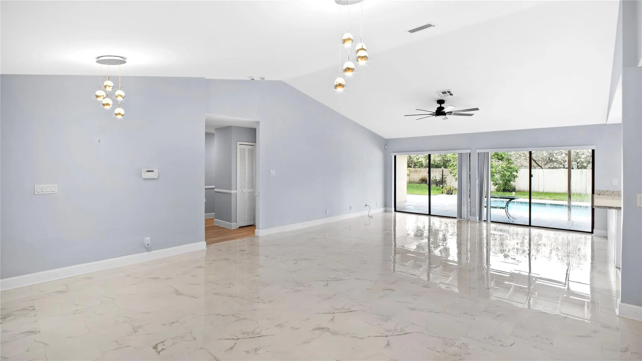 11020 NW 8th Ct