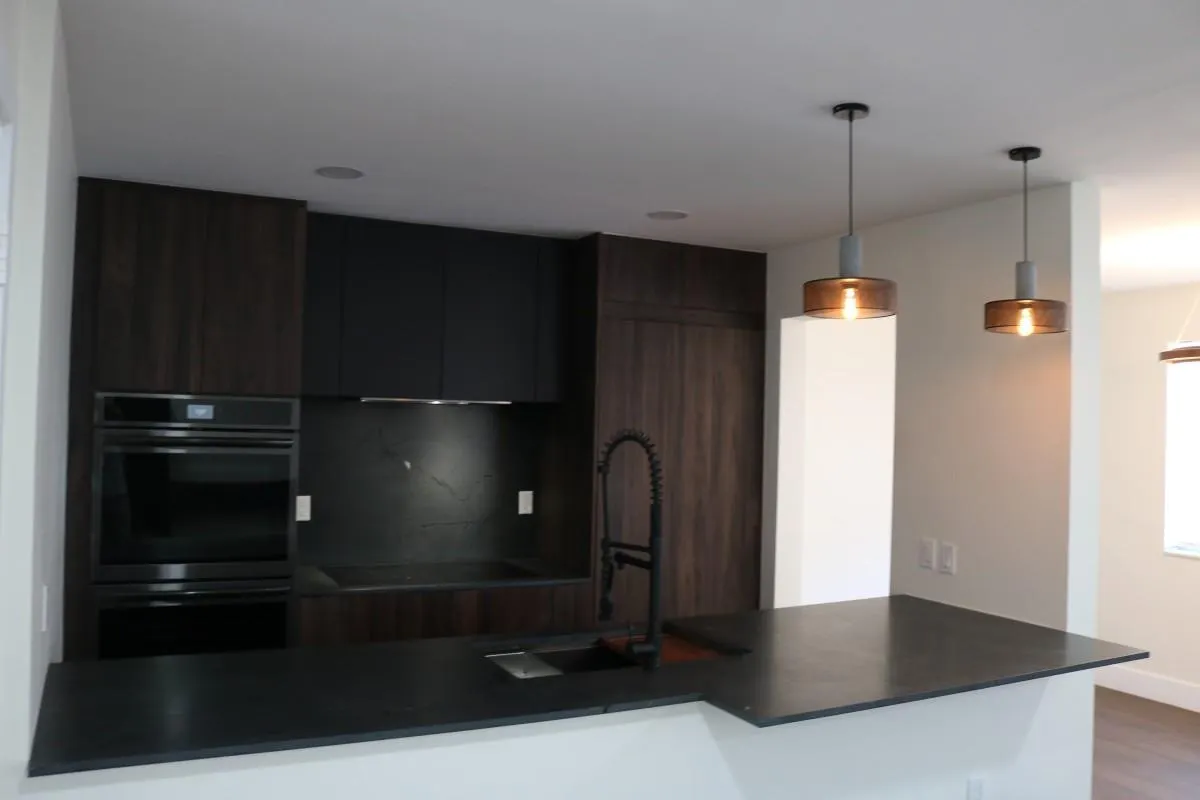 10170 COLLINS AV, #6