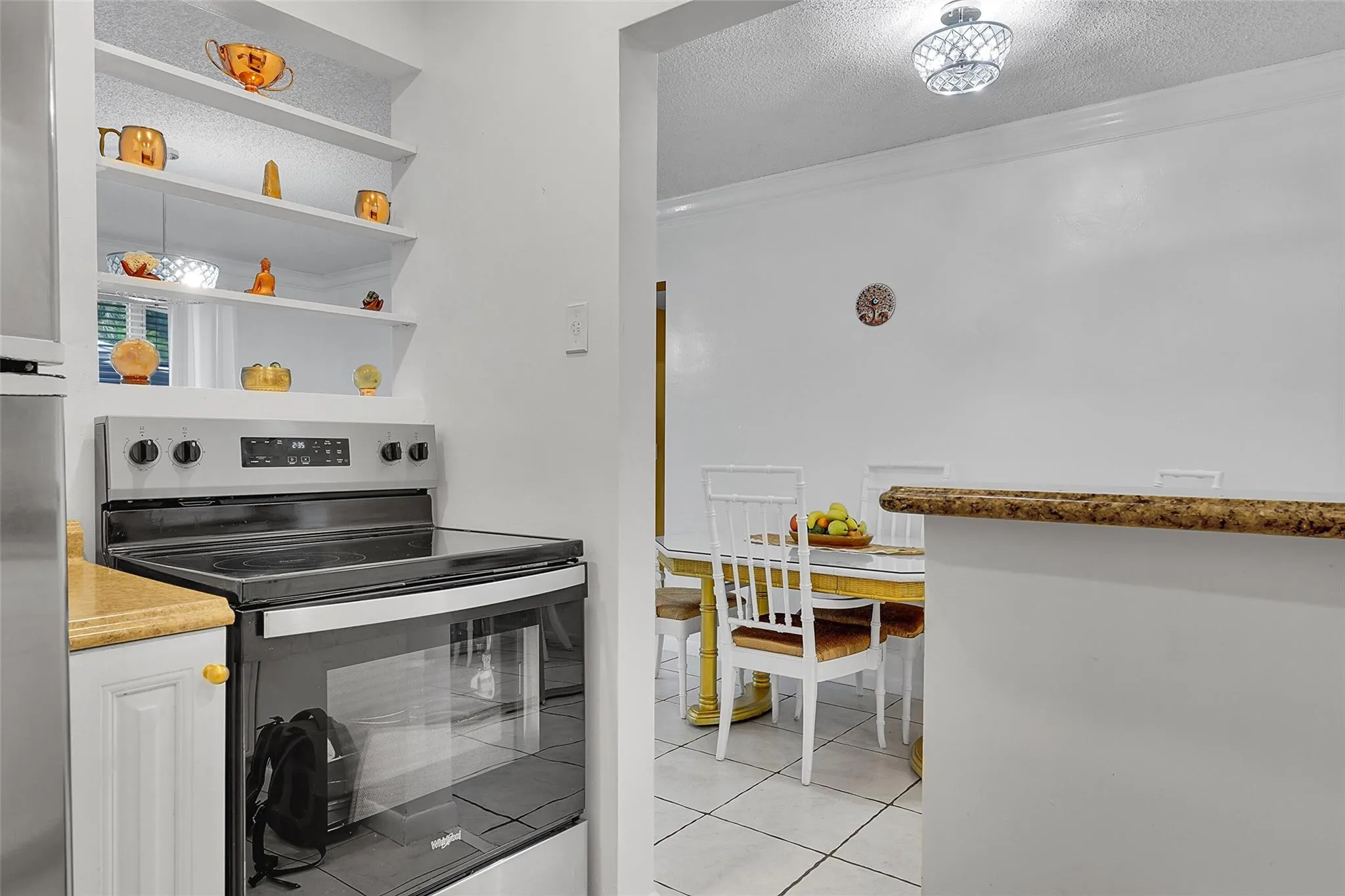 330 S Cypress Rd, #610