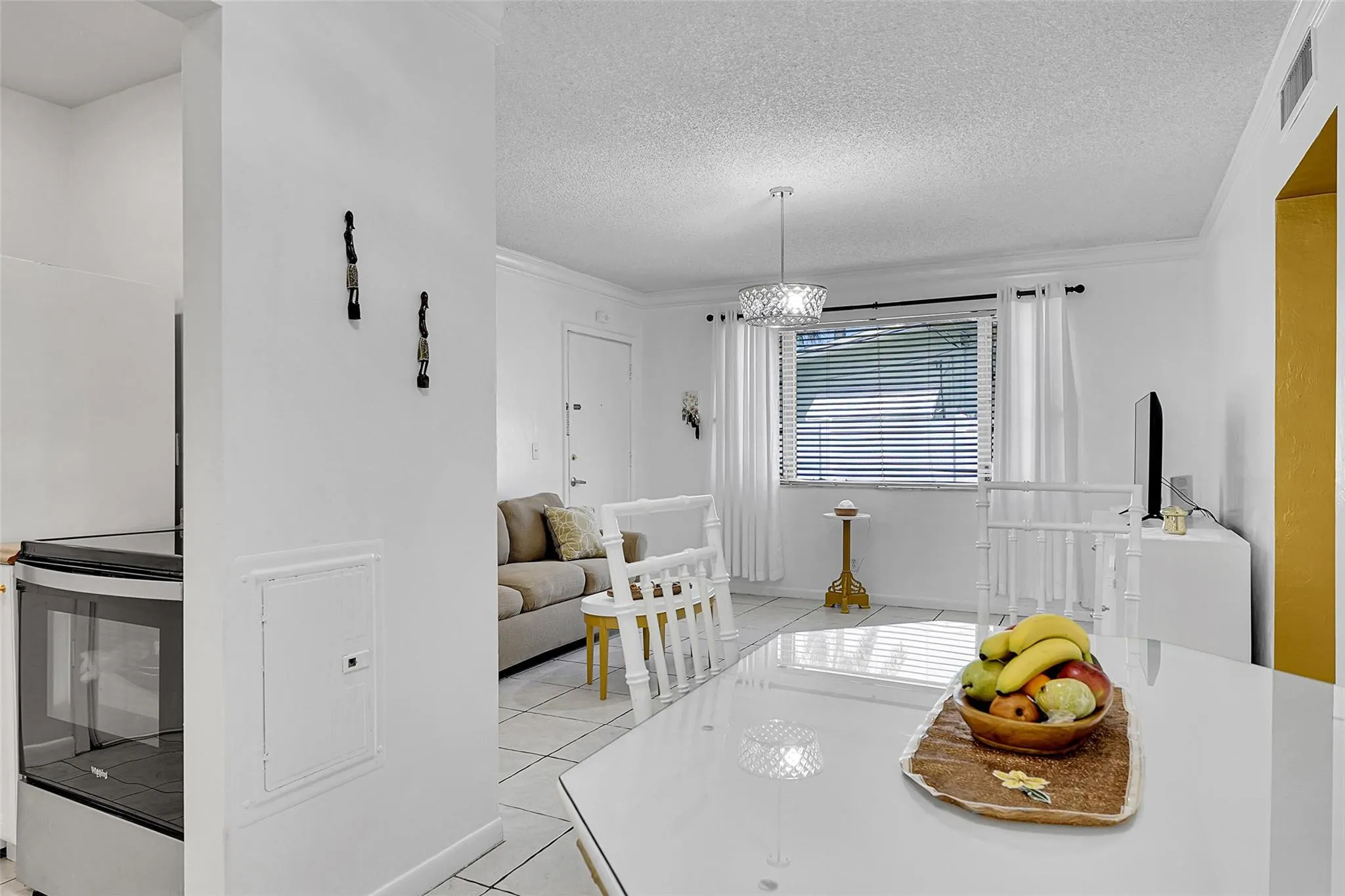 330 S Cypress Rd, #610