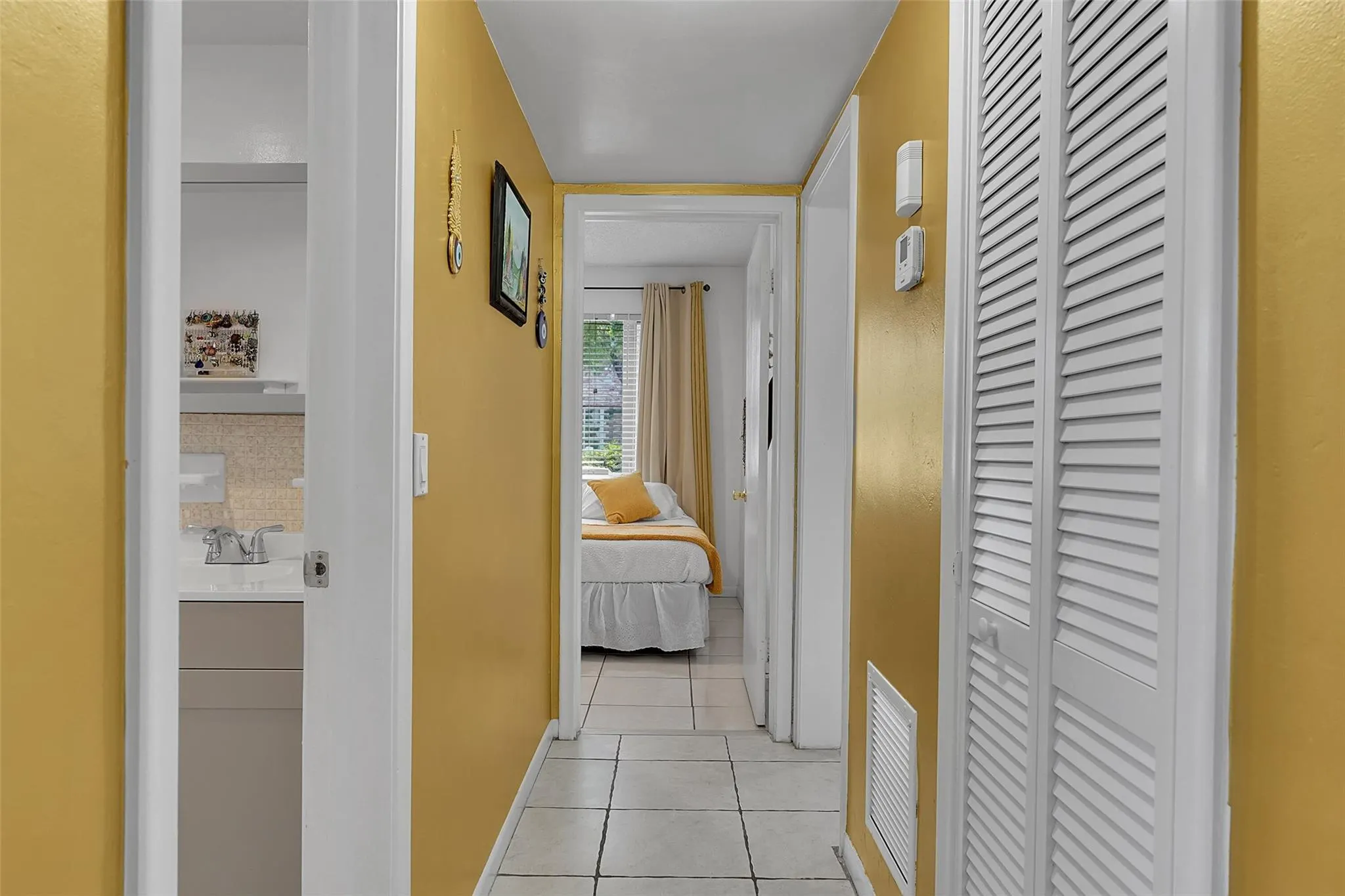 330 S Cypress Rd, #610