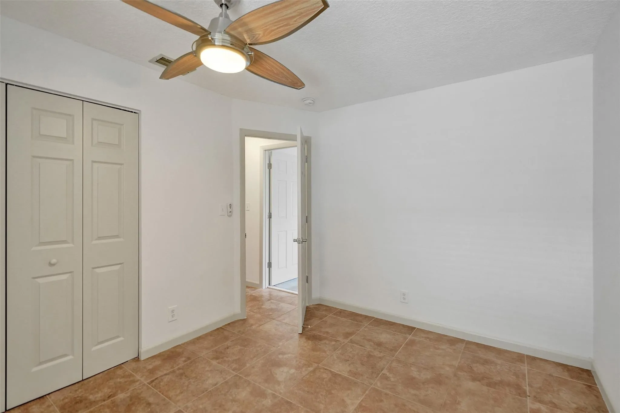 3221 NW 54th Ter
