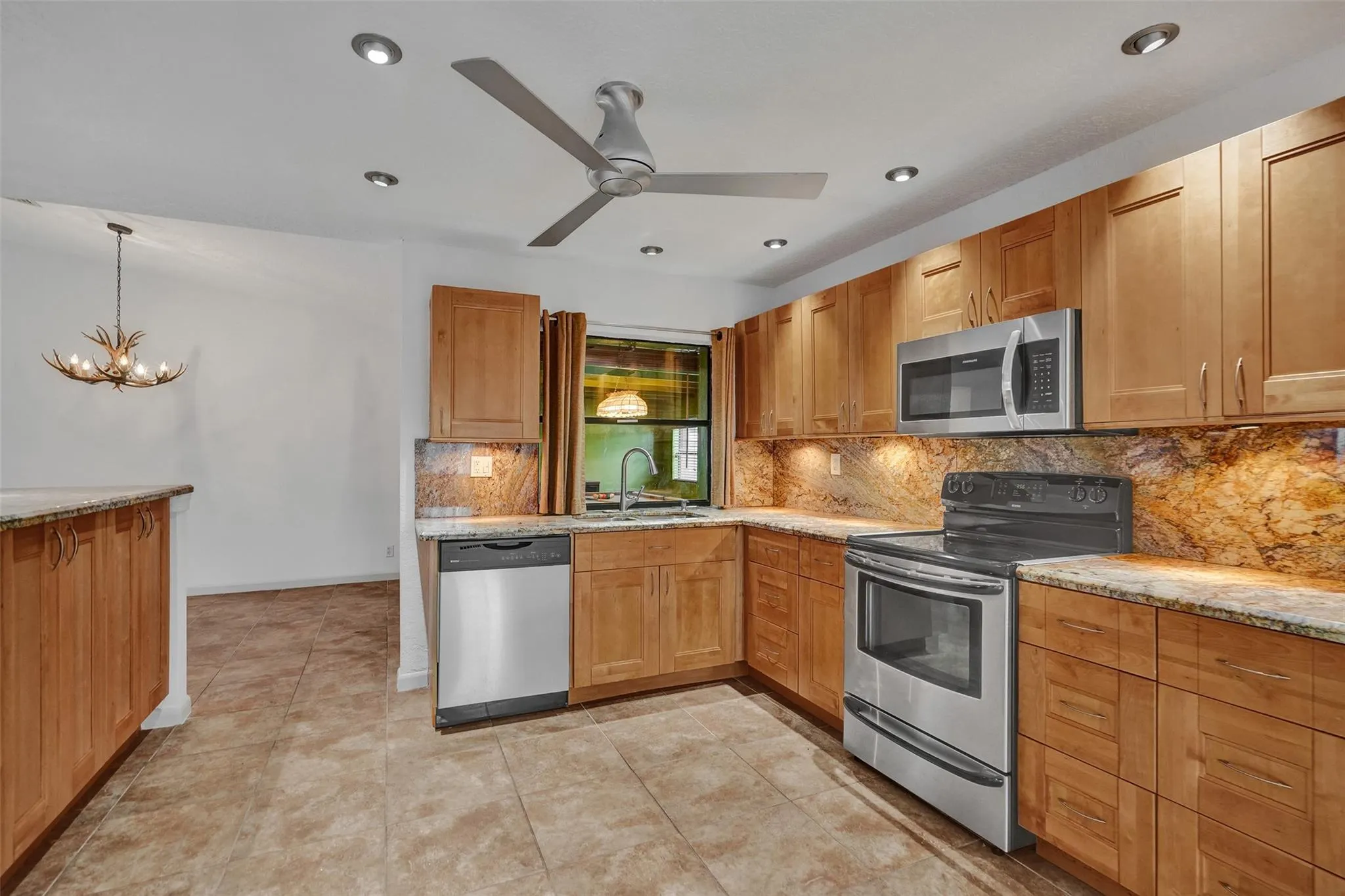 3221 NW 54th Ter