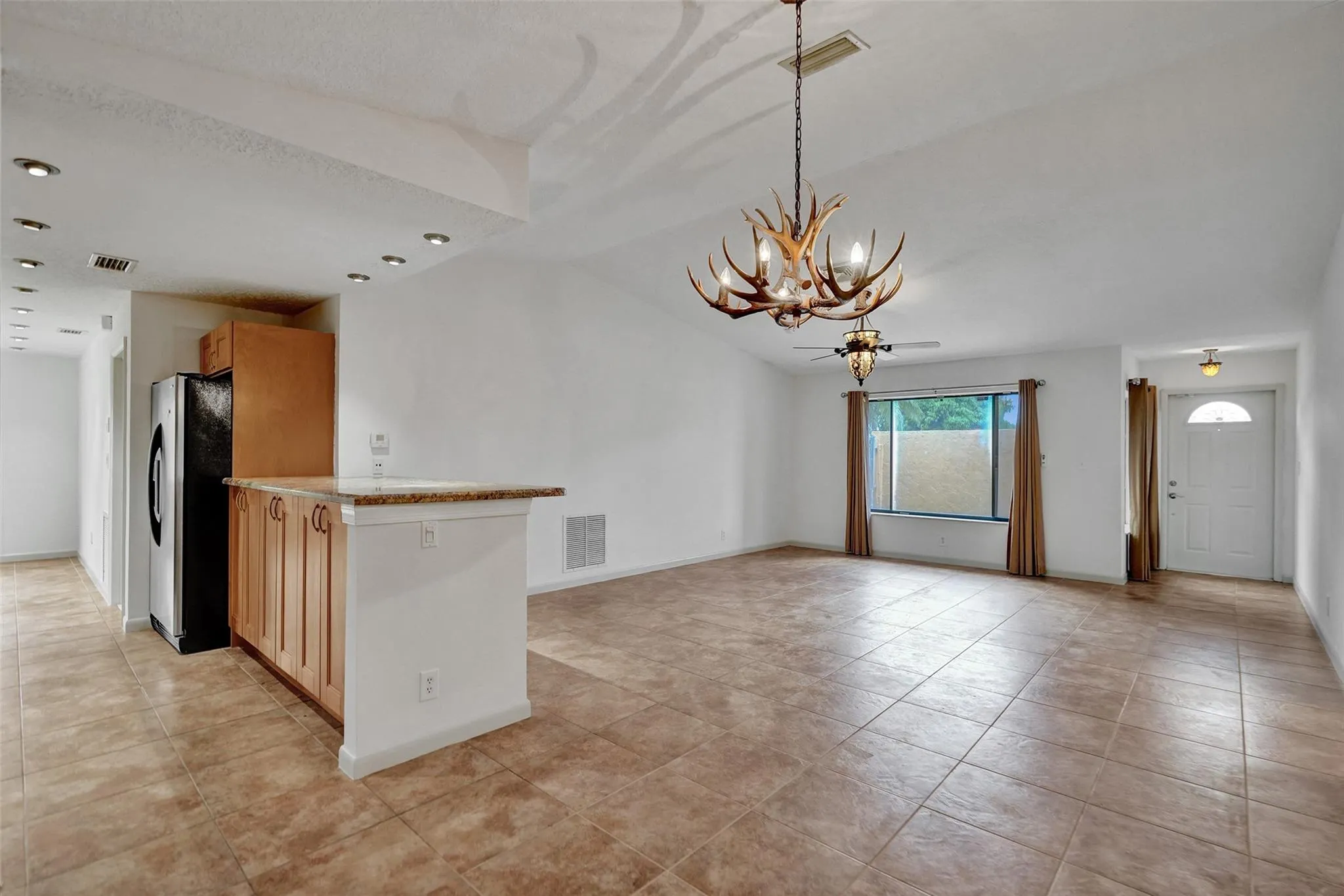 3221 NW 54th Ter