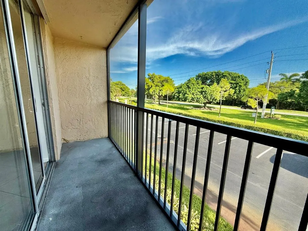 7173 Orange Dr, #205B