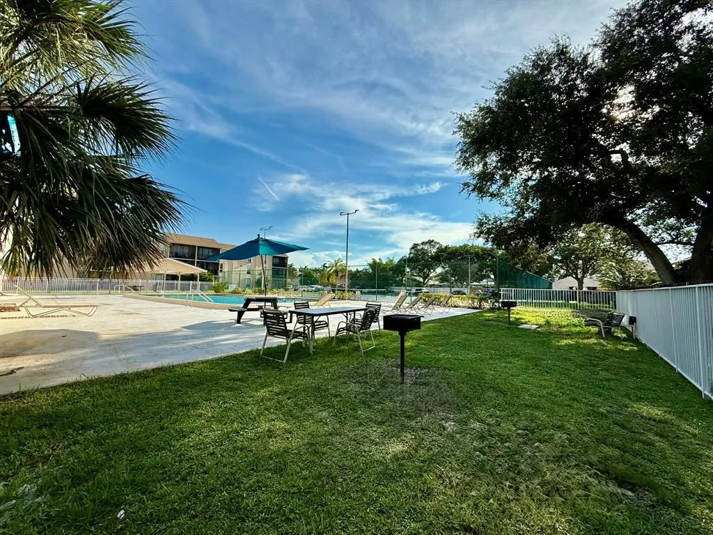 7173 Orange Dr, #205B