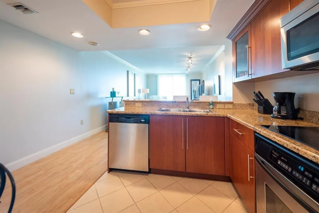401 SW 4th Ave, #1102
