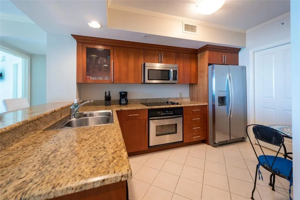 401 SW 4th Ave, #1102