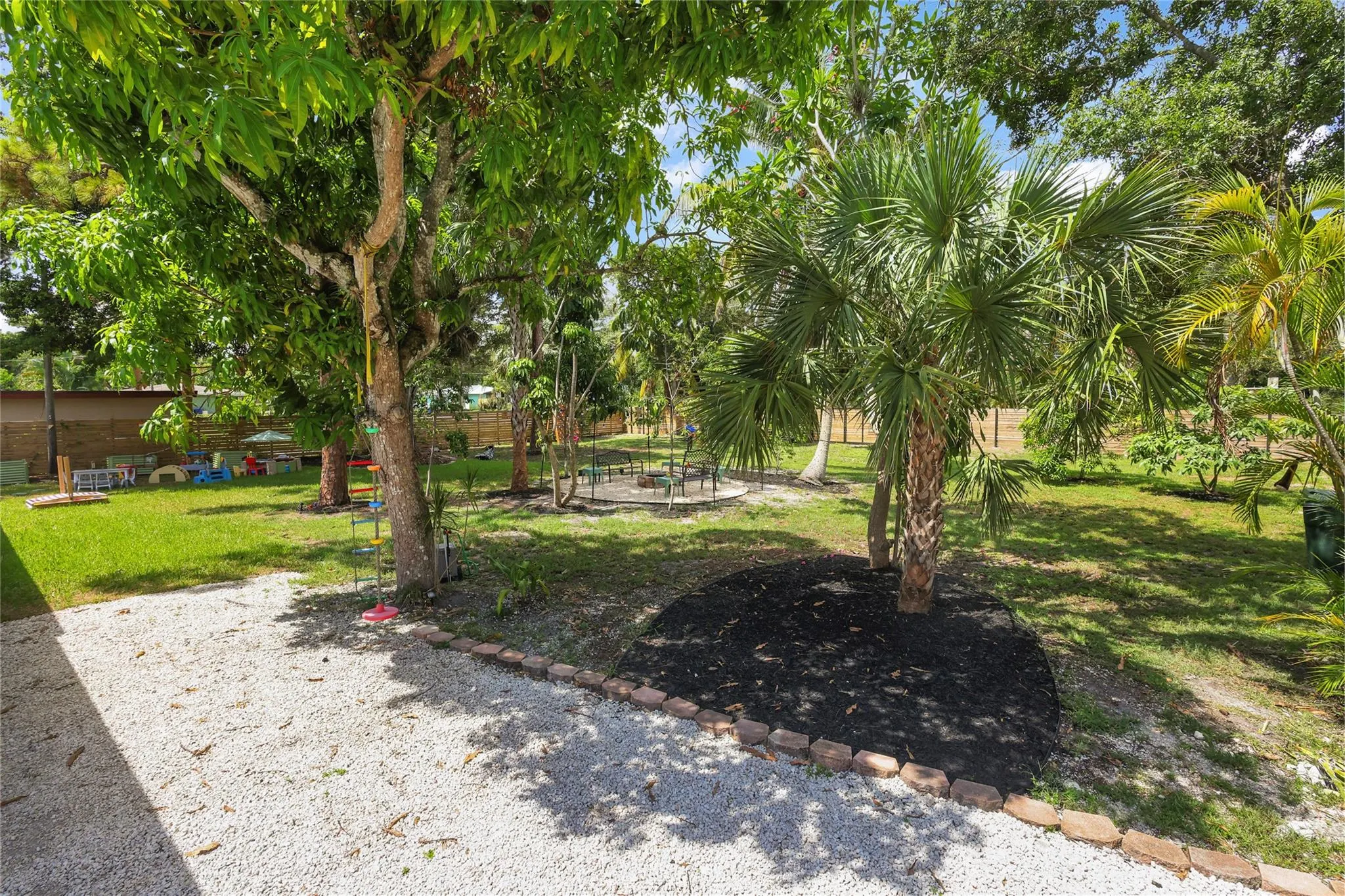2054 SW 30th Ter