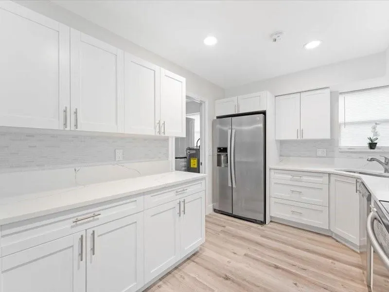 311 W Sample Rd