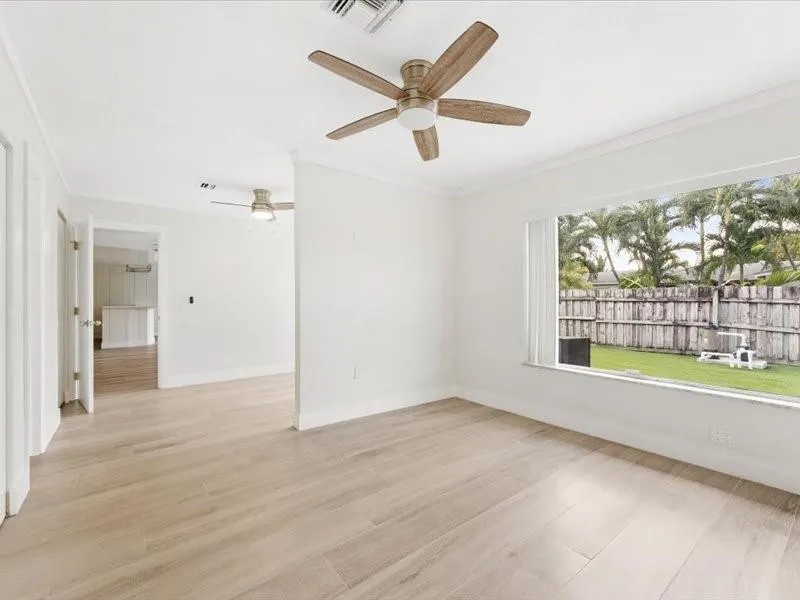 311 W Sample Rd