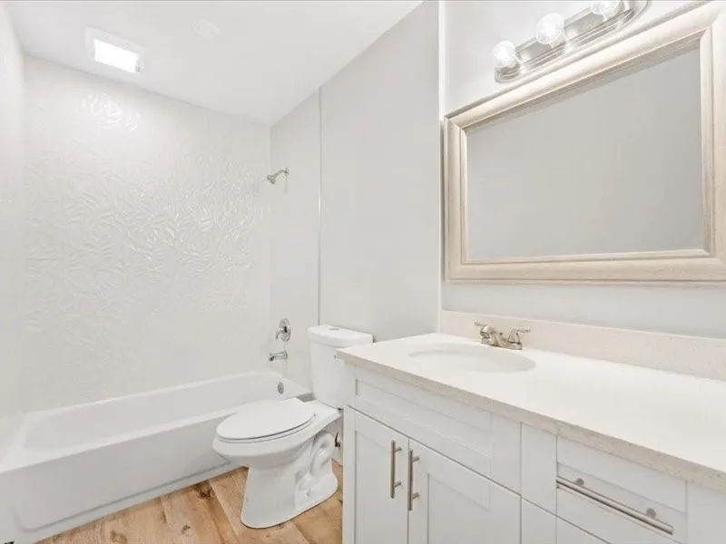 311 W Sample Rd
