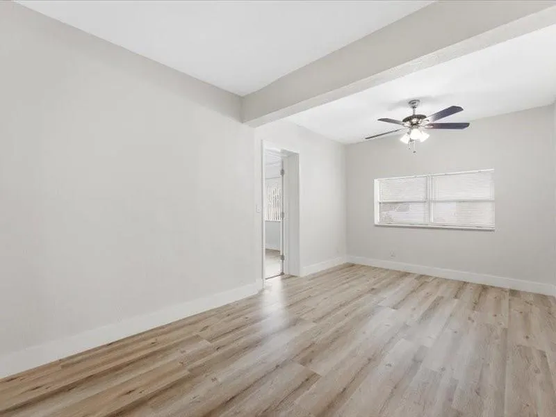 311 W Sample Rd