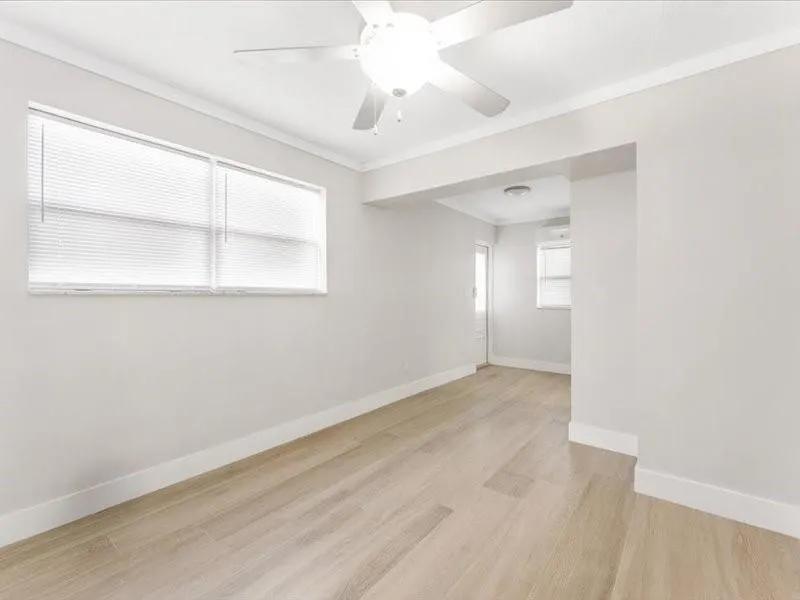 311 W Sample Rd
