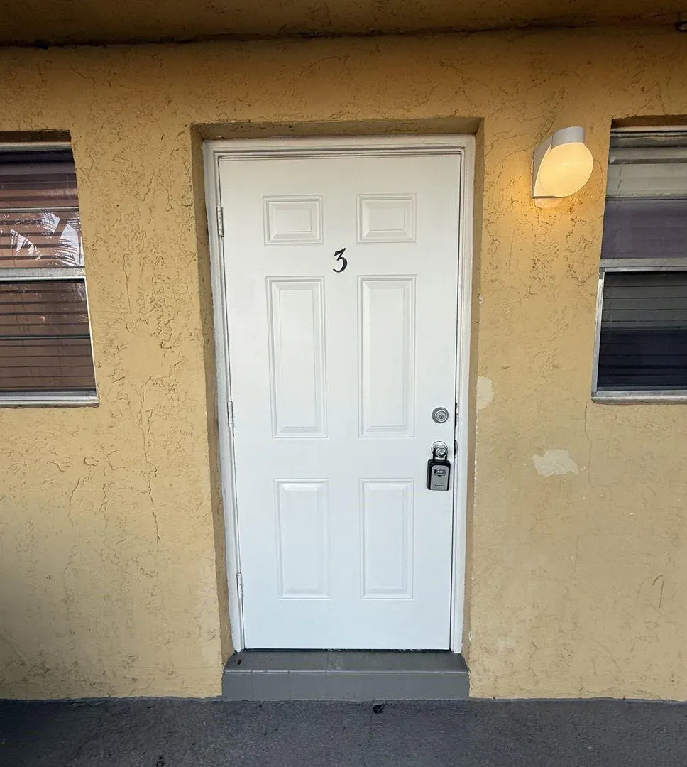 481 Sunshine Dr, #C3