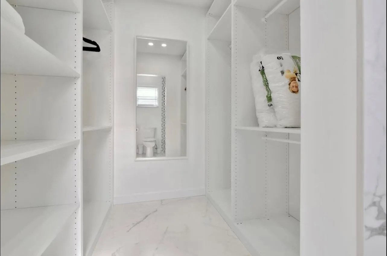 105 Orchard Ridge Ln
