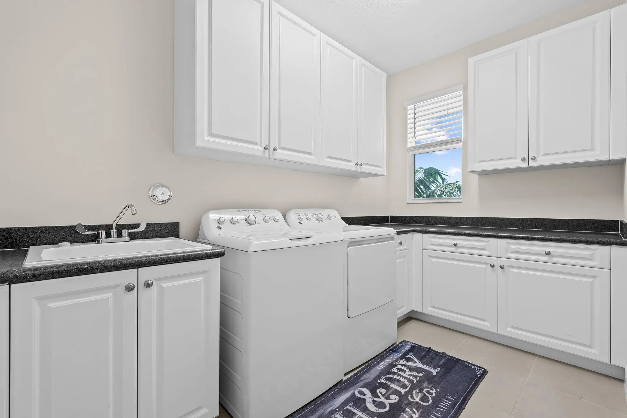 7619 Francisca Club Ln