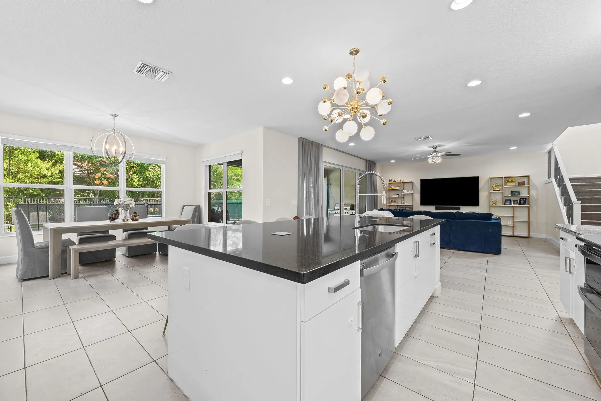 7619 Francisca Club Ln