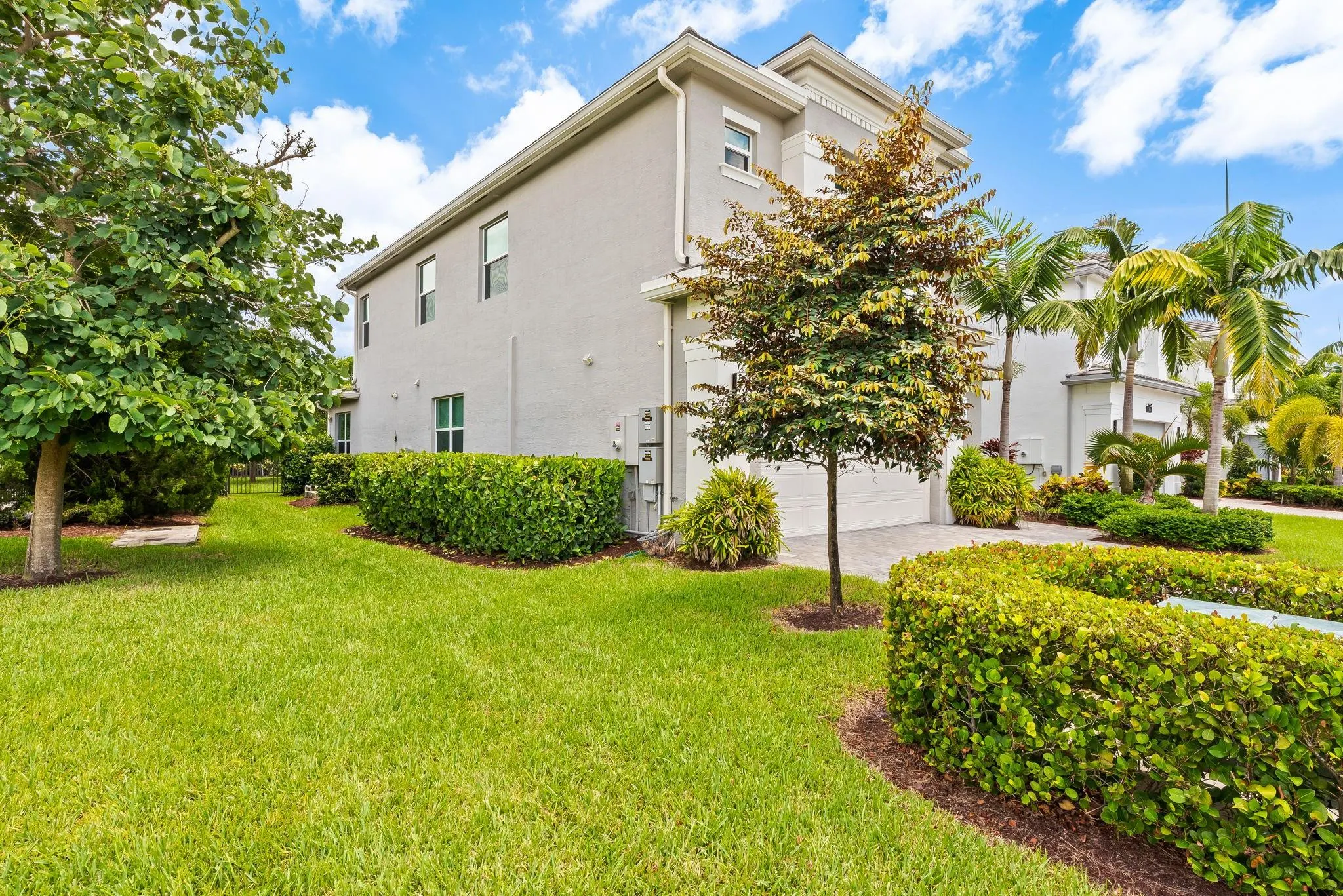7619 Francisca Club Ln