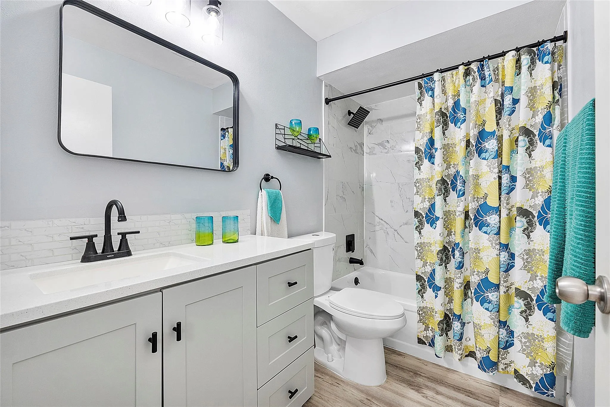393 Bennington Ln, #393