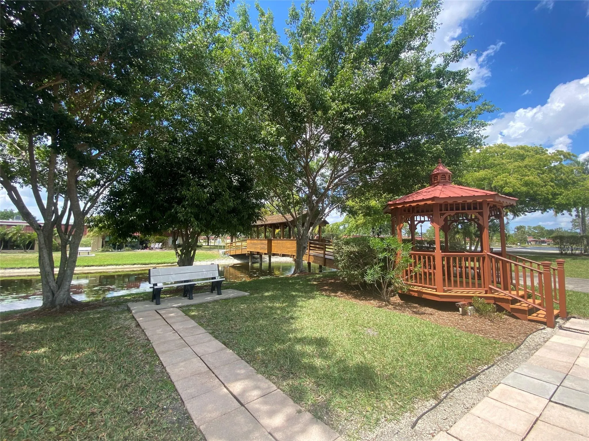 393 Bennington Ln, #393