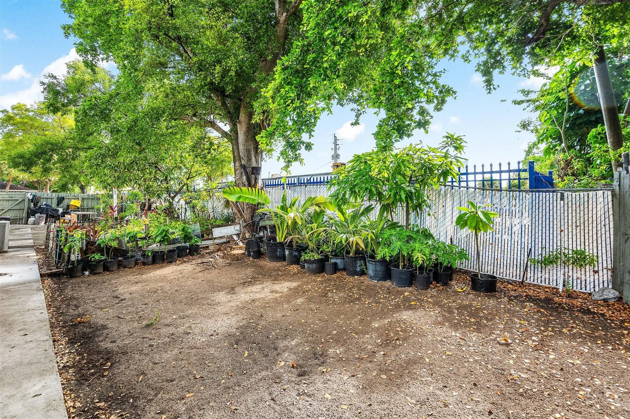 620 SW 7th Street 1-7