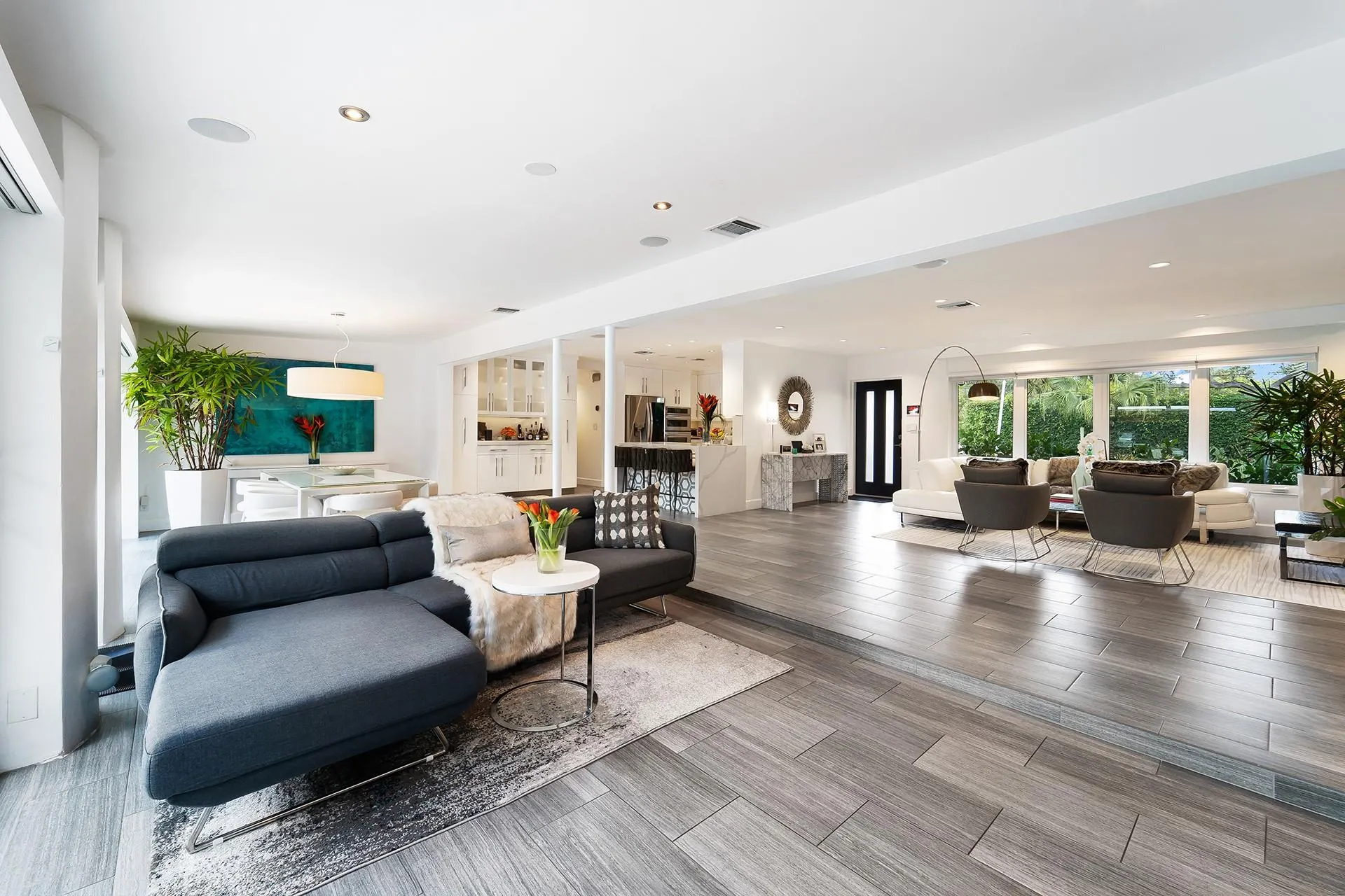2617 Bayview Dr