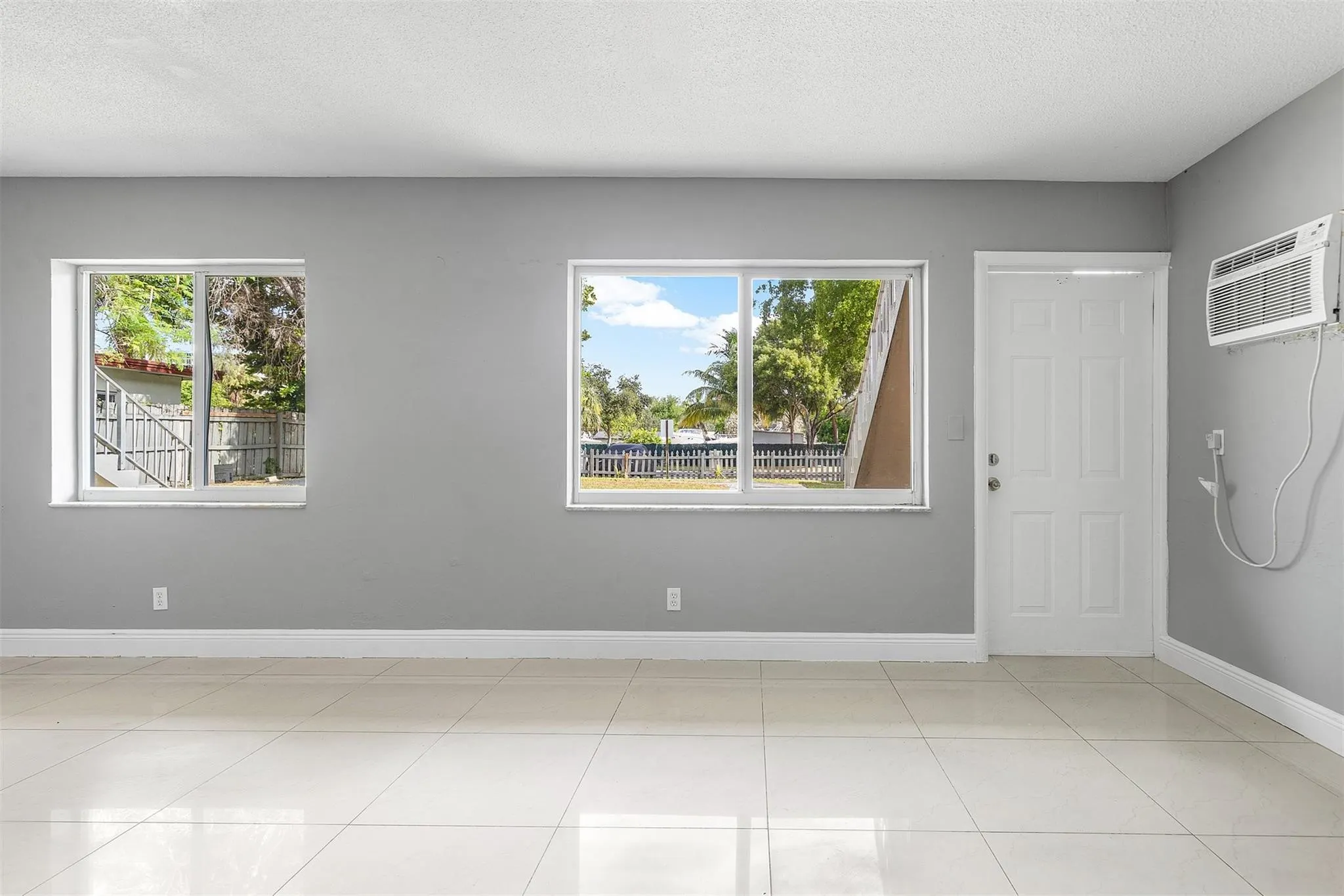 620 SW 7th St 1-7