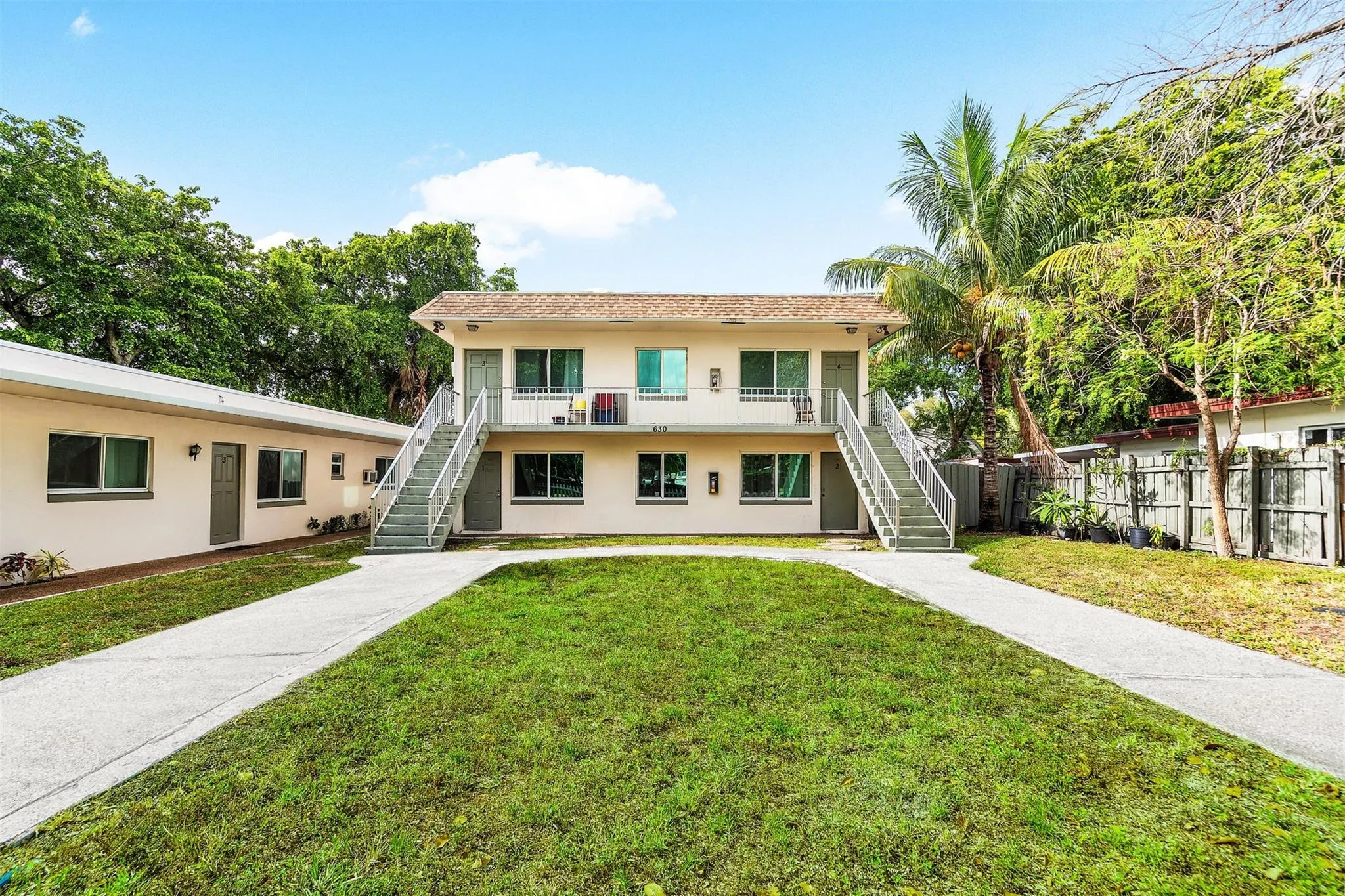 620 SW 7th St 1-7