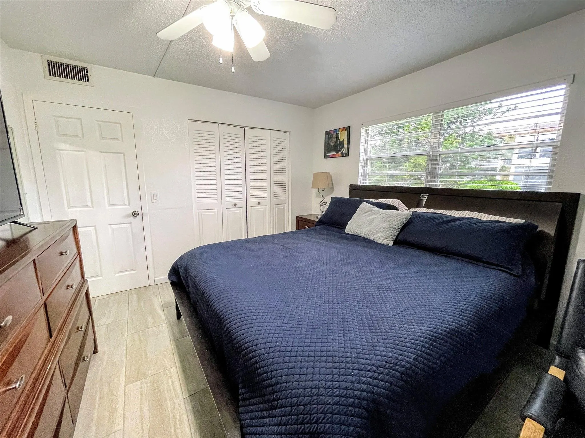 393 Mansfield J, #393