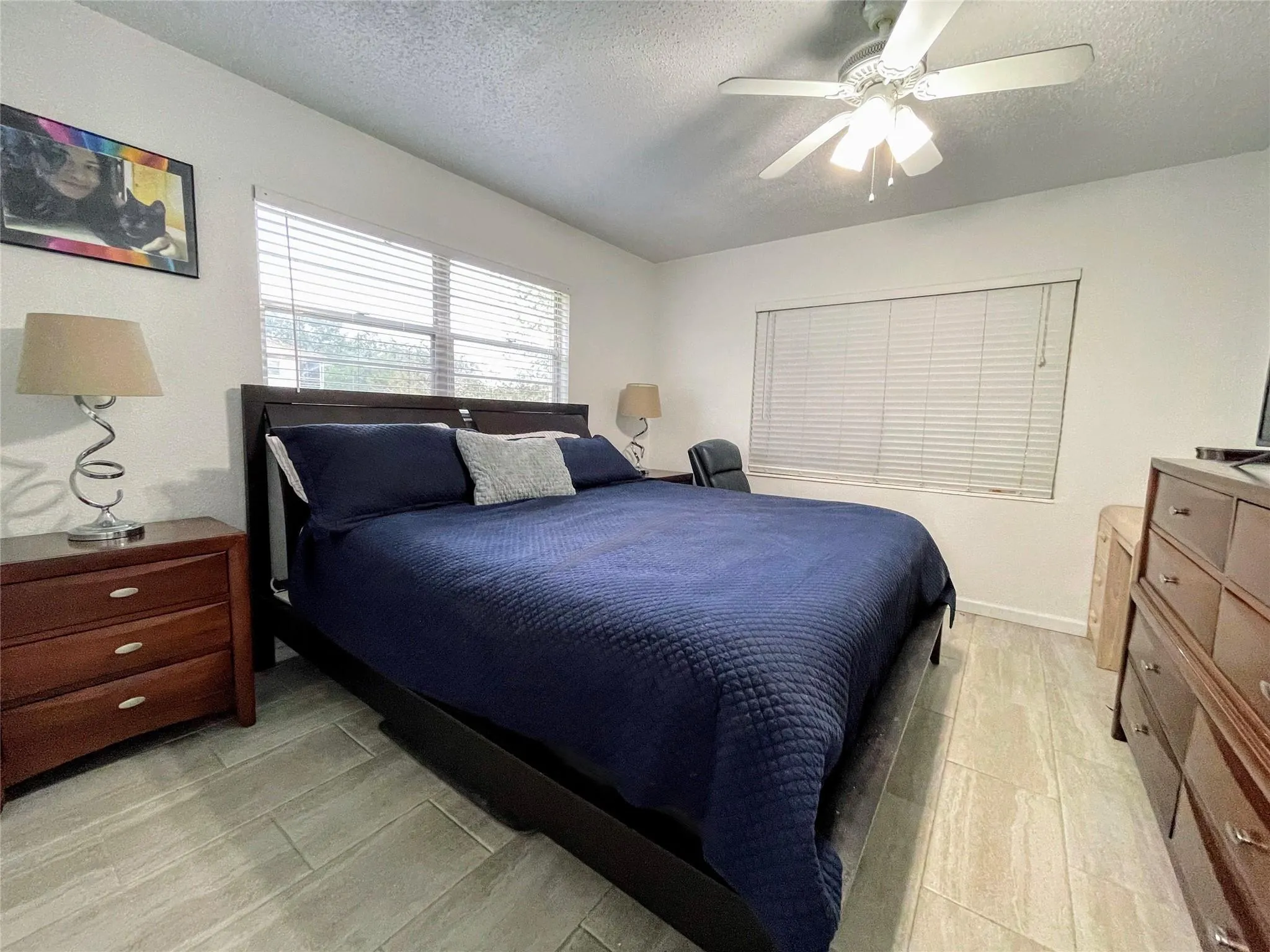 393 Mansfield J, #393
