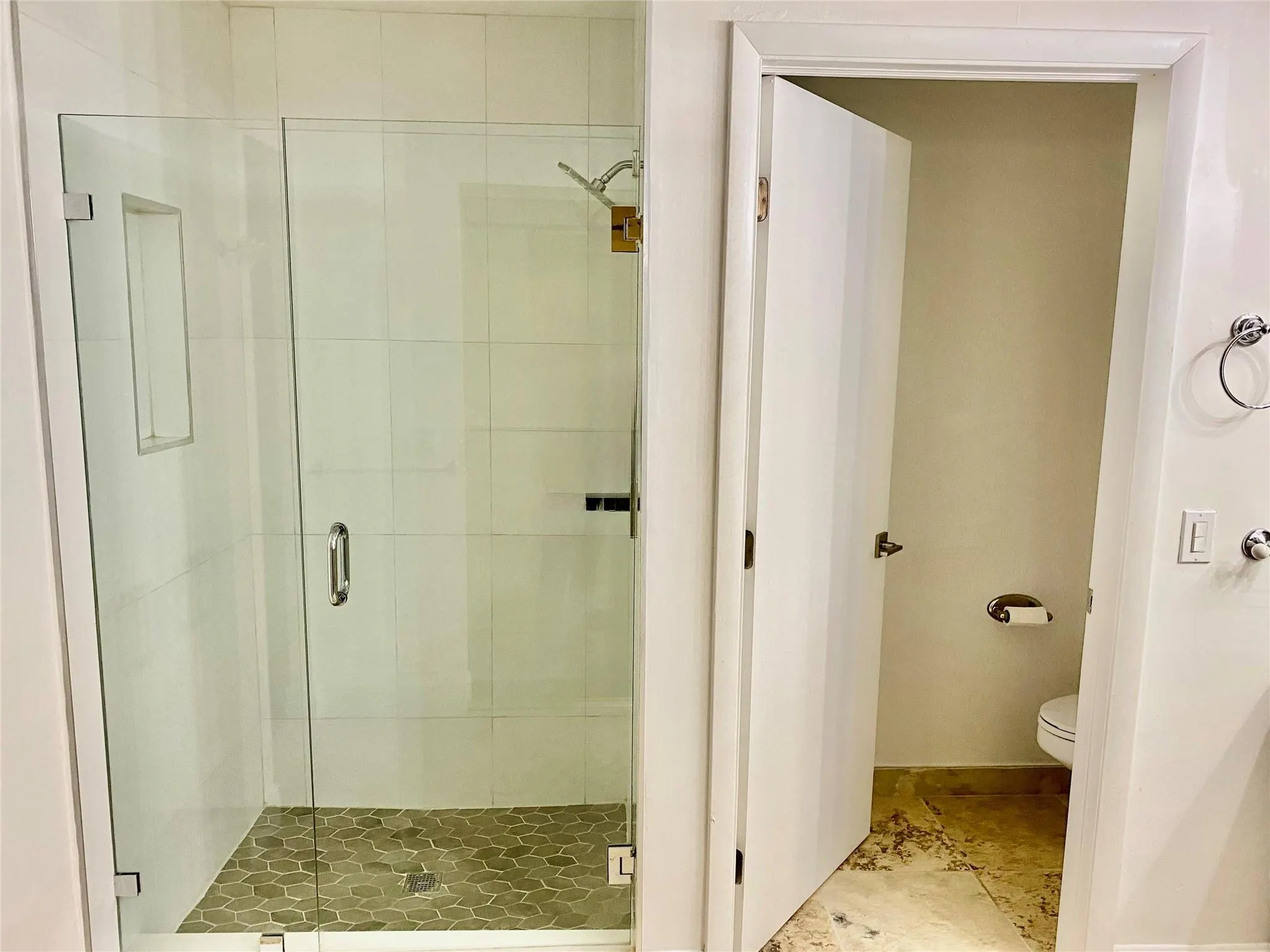 5357 Buckhead Cir, #1030