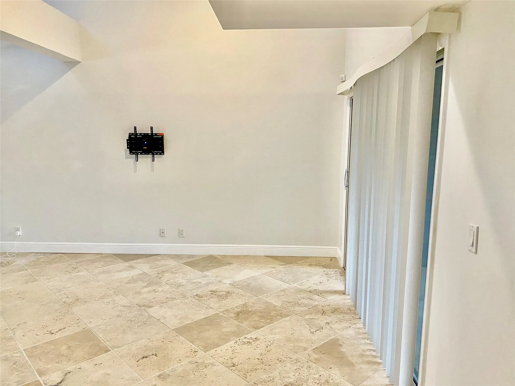 5357 Buckhead Cir, #1030