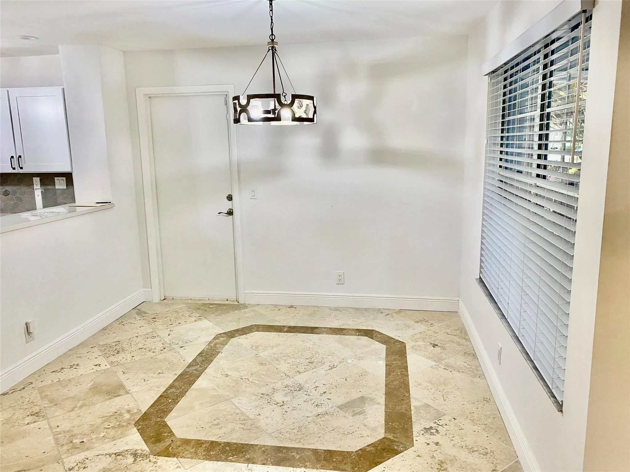 5357 Buckhead Cir, #1030