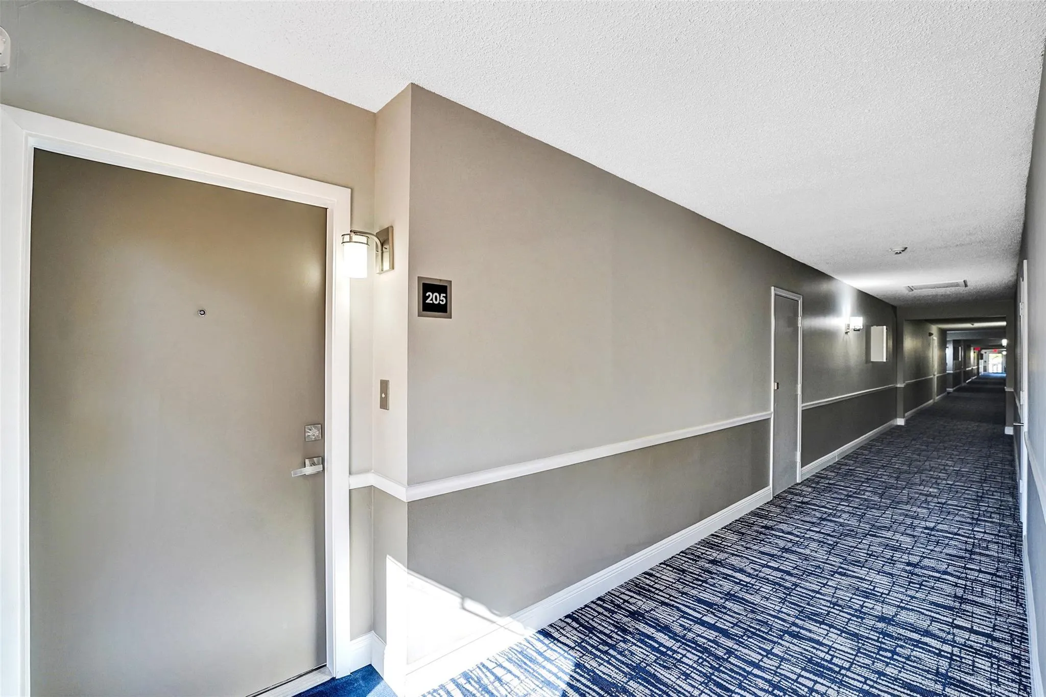 1940 NE 2nd Ave, #205J