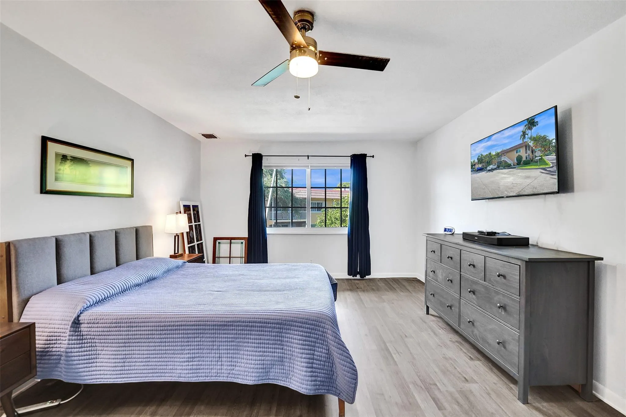 1940 NE 2nd Ave, #205J
