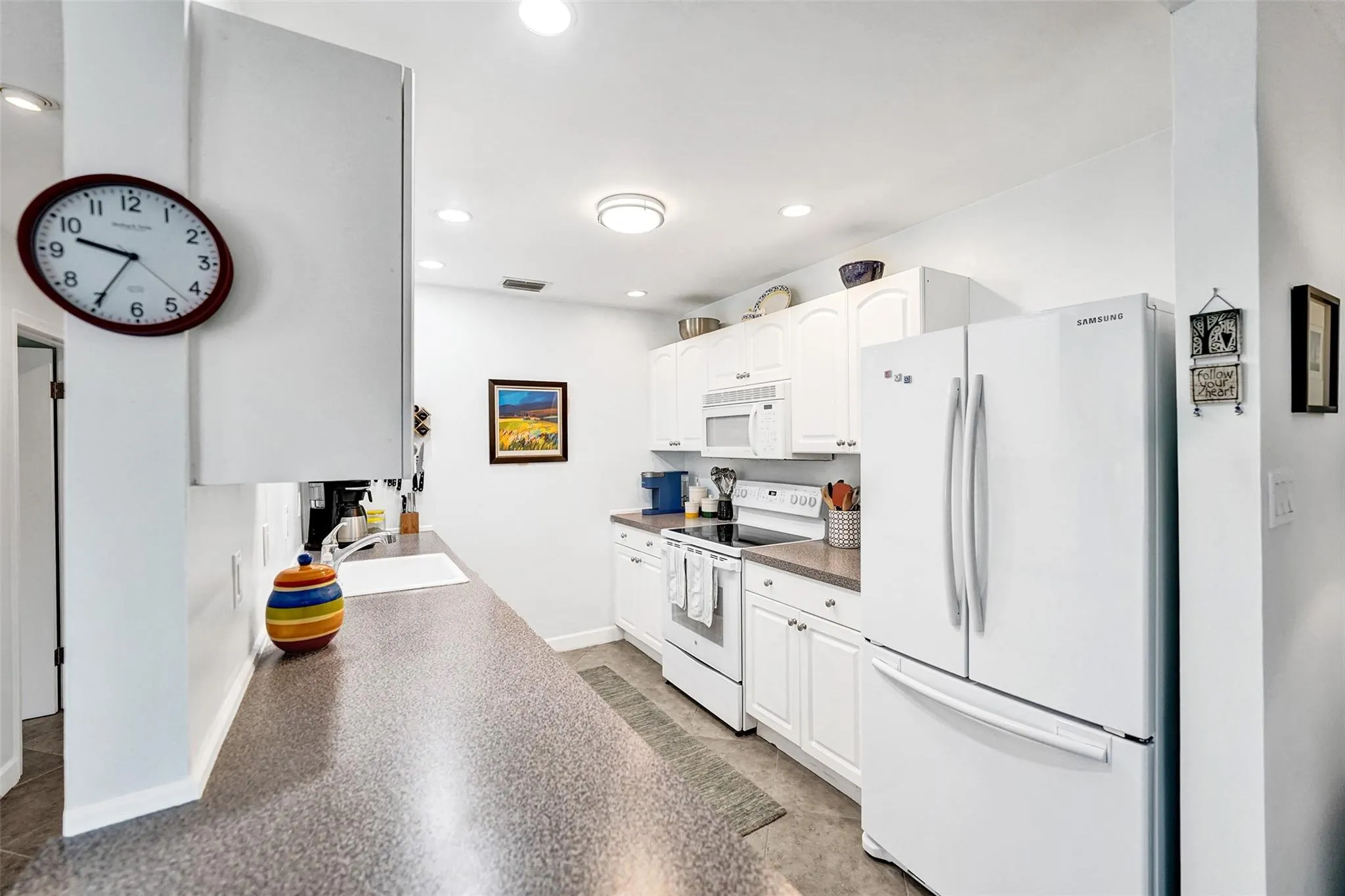 1940 NE 2nd Ave, #205J