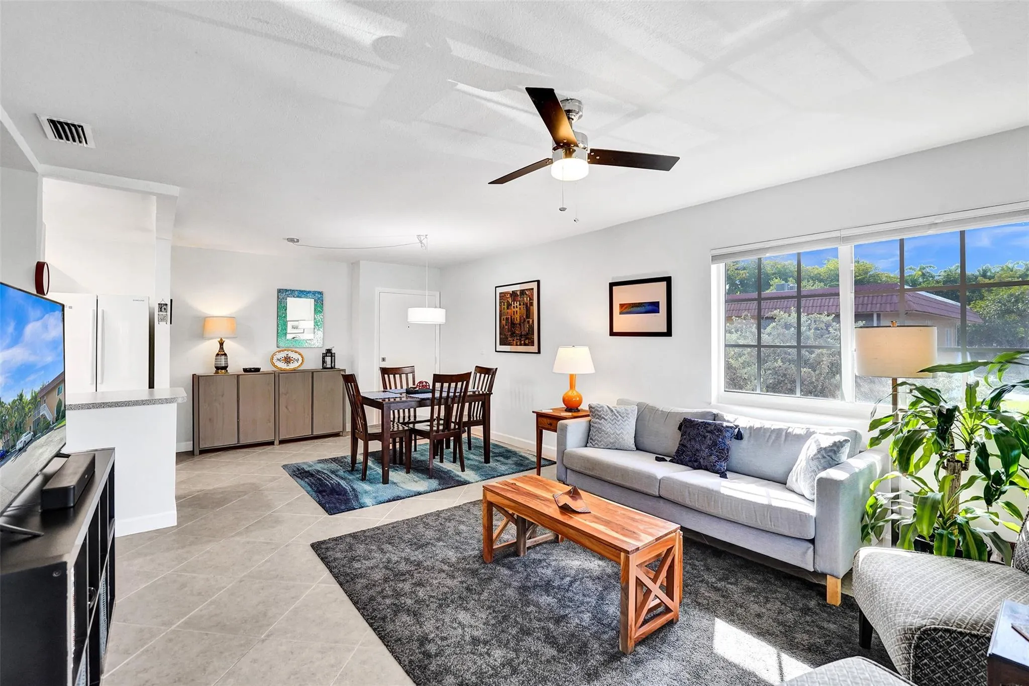 1940 NE 2nd Ave, #205J