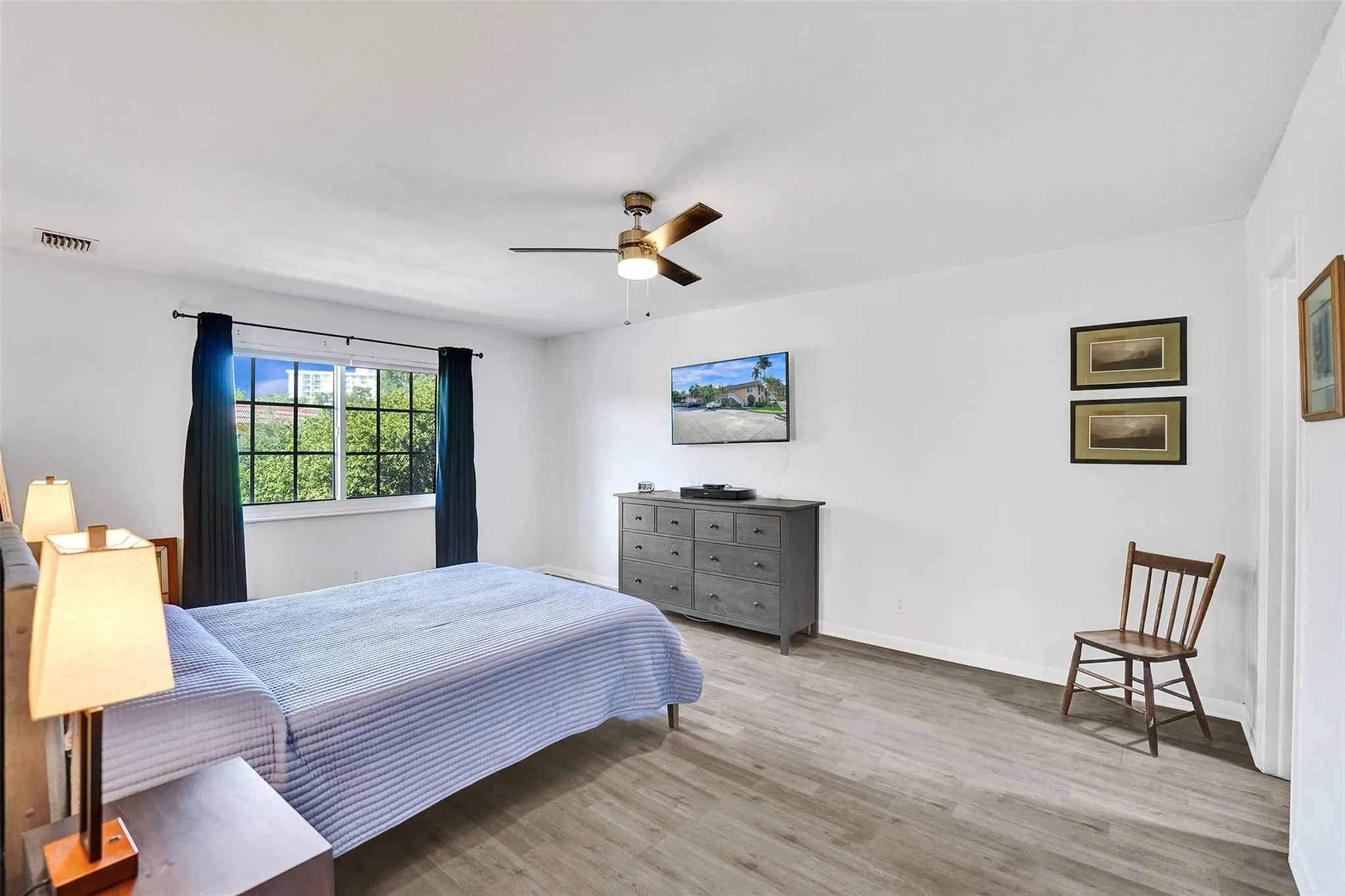 1940 NE 2nd Ave, #205J