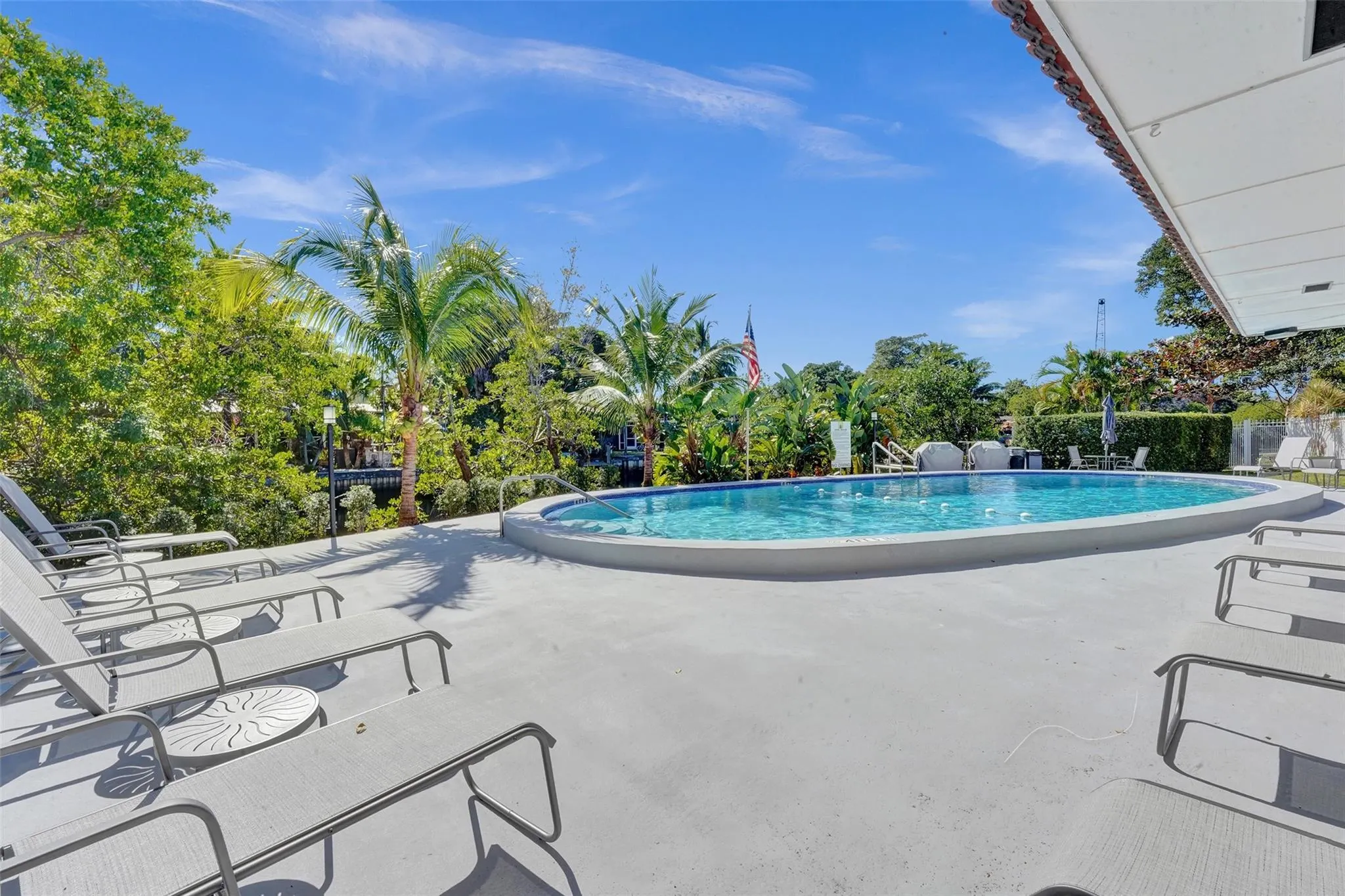 1940 NE 2nd Ave, #205J