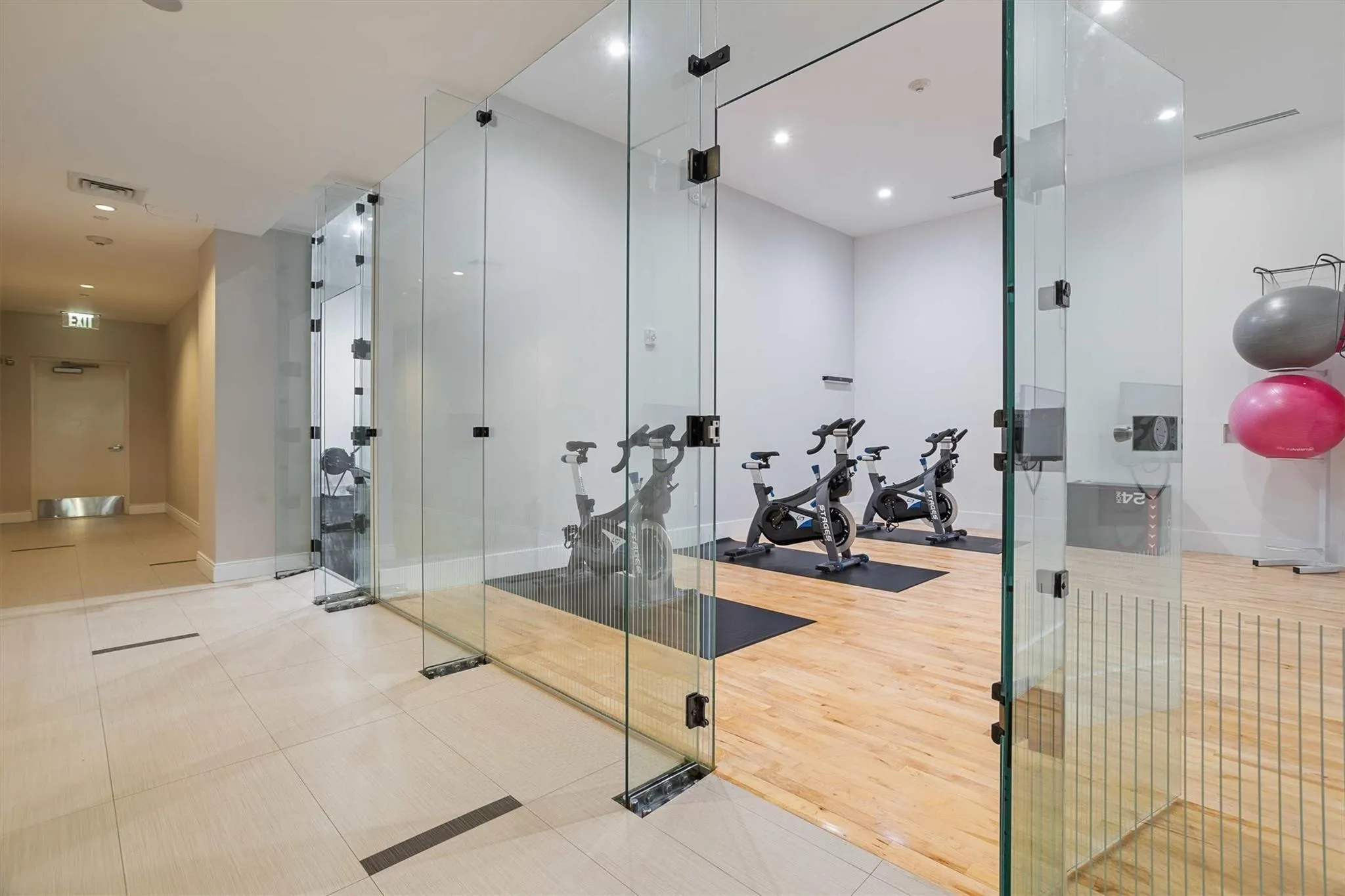 801 BRICKELL KEY BLVD, #2805