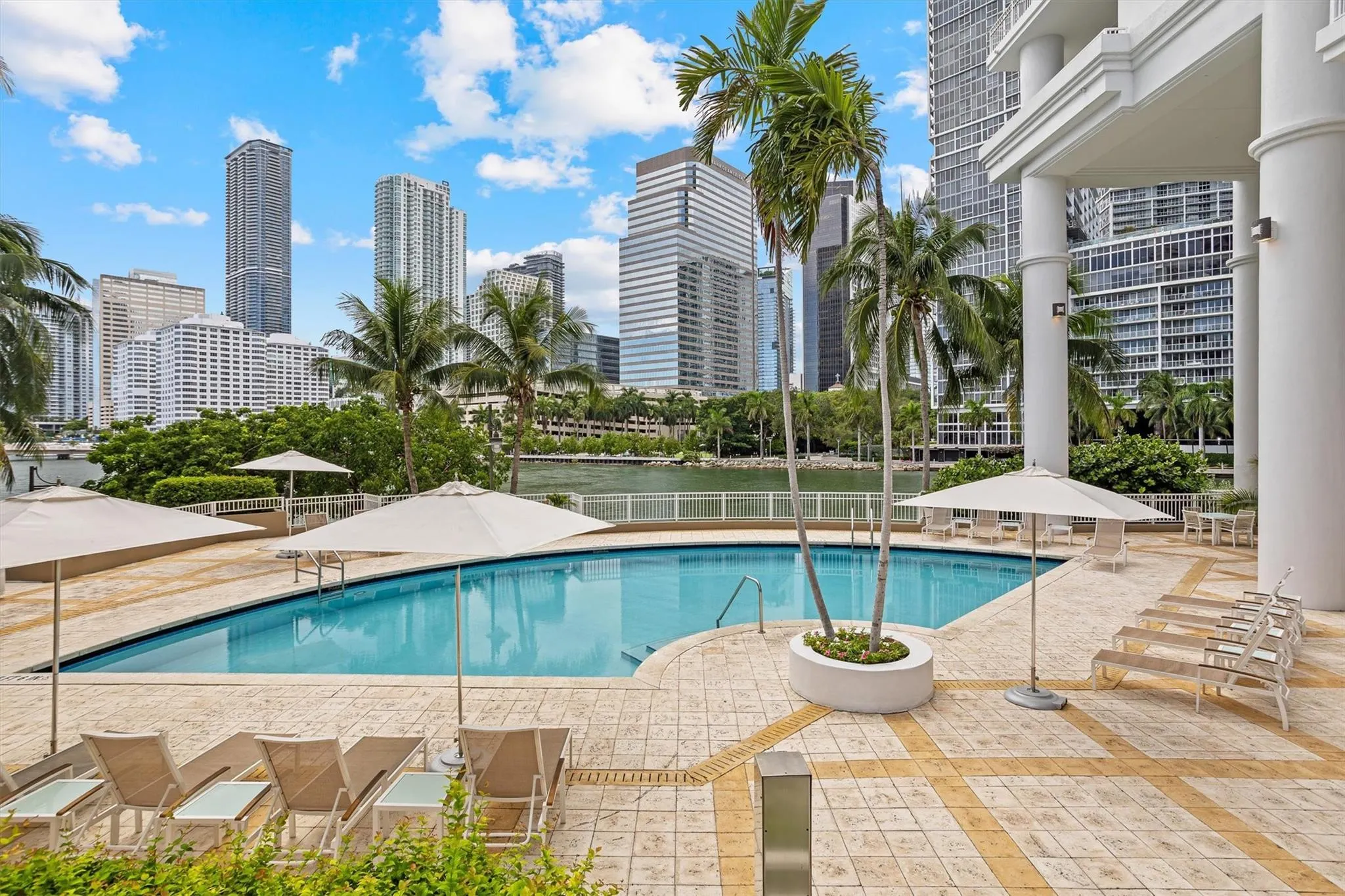801 BRICKELL KEY BLVD, #2805