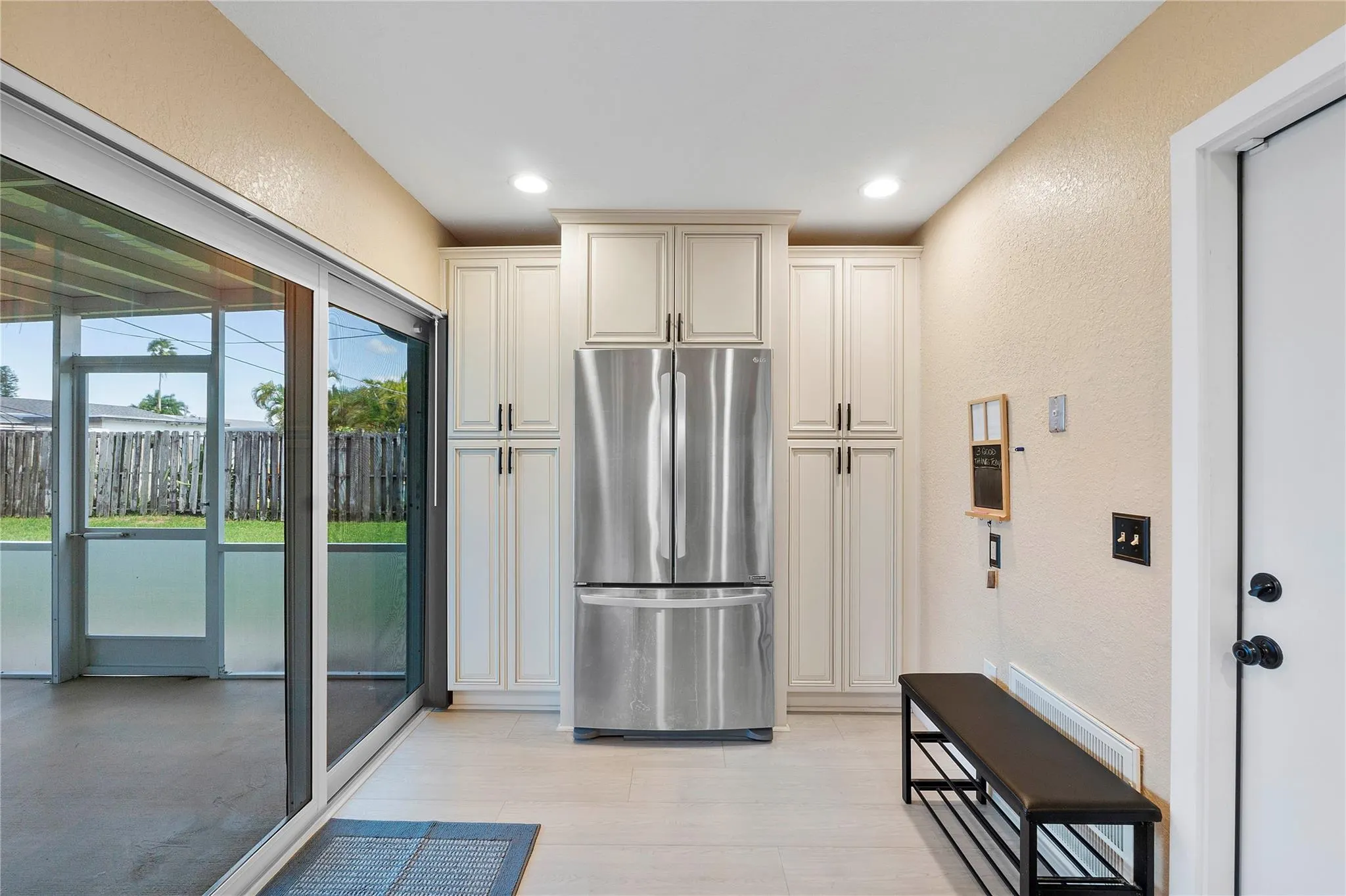3811 NW 113th Ave