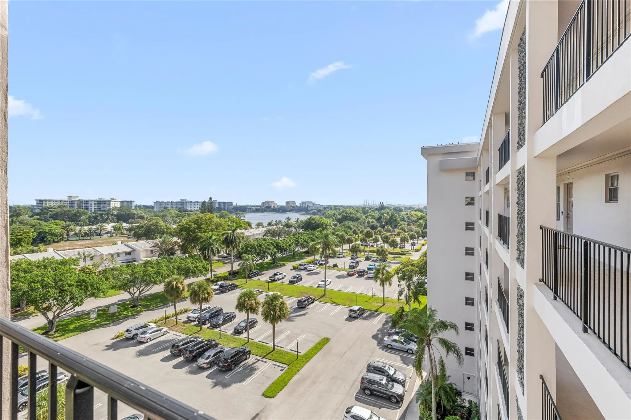 3100 N Palm Aire Dr, #803