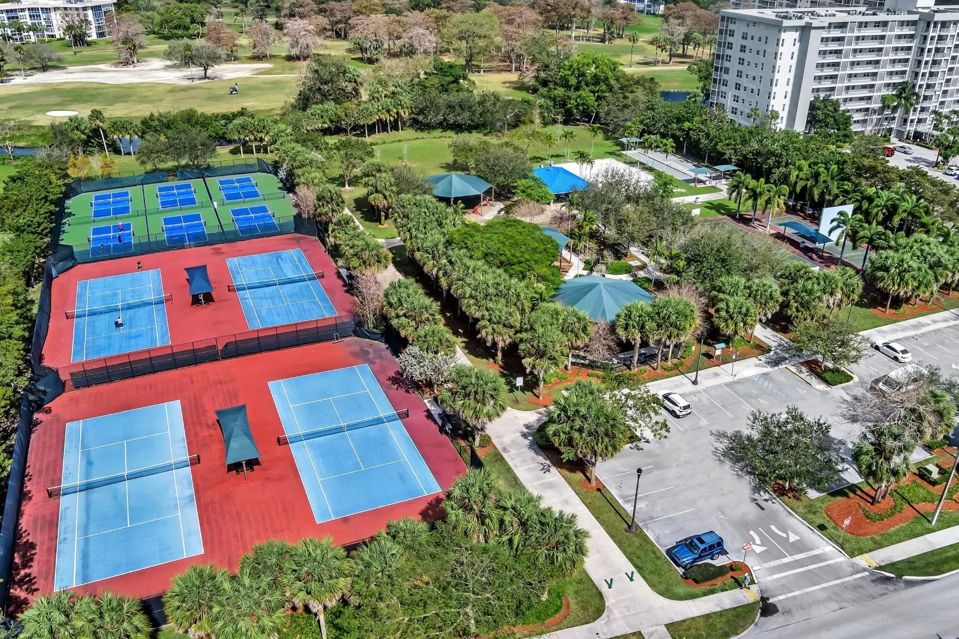 3100 N Palm Aire Dr, #803